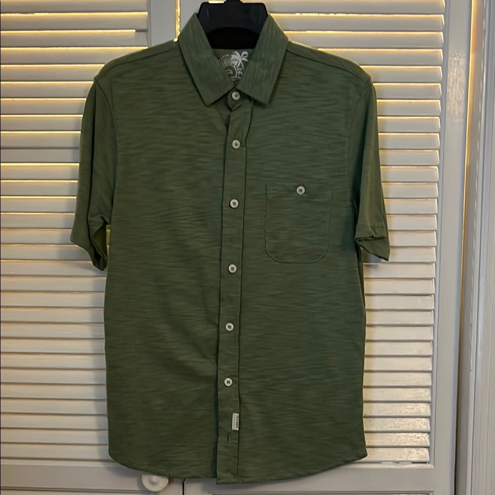 Men's Green Short Sleeve Shirt